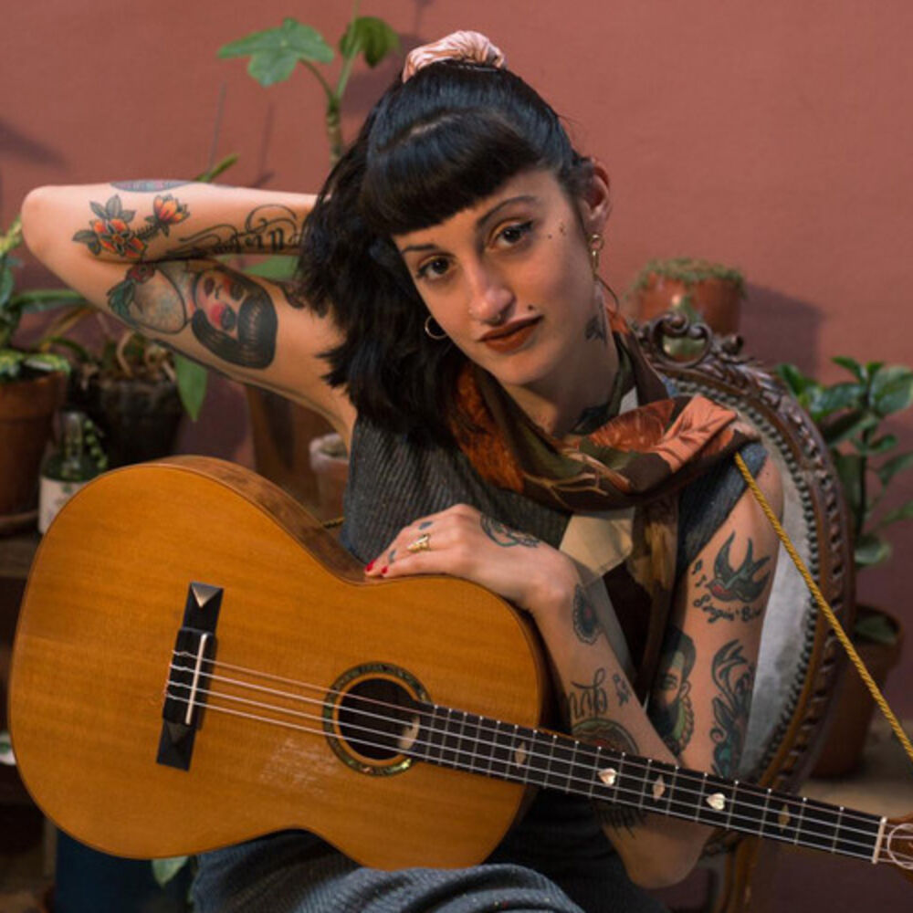 Picture of Mel Muñiz