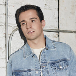 Picture of Stephen Puth