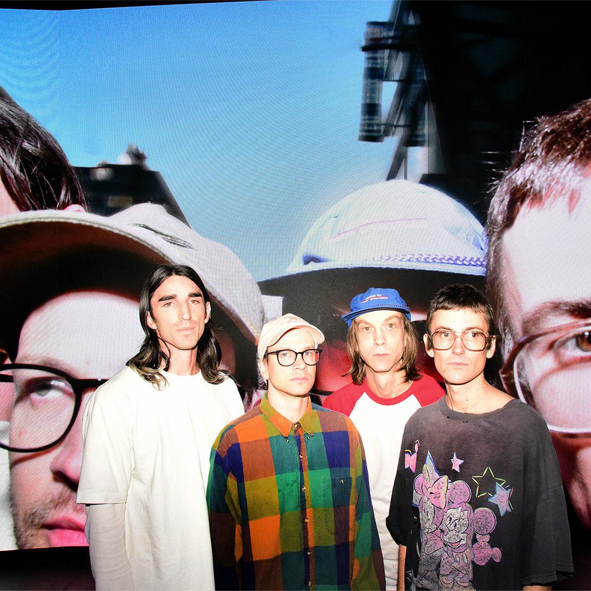 Artist picture of DIIV