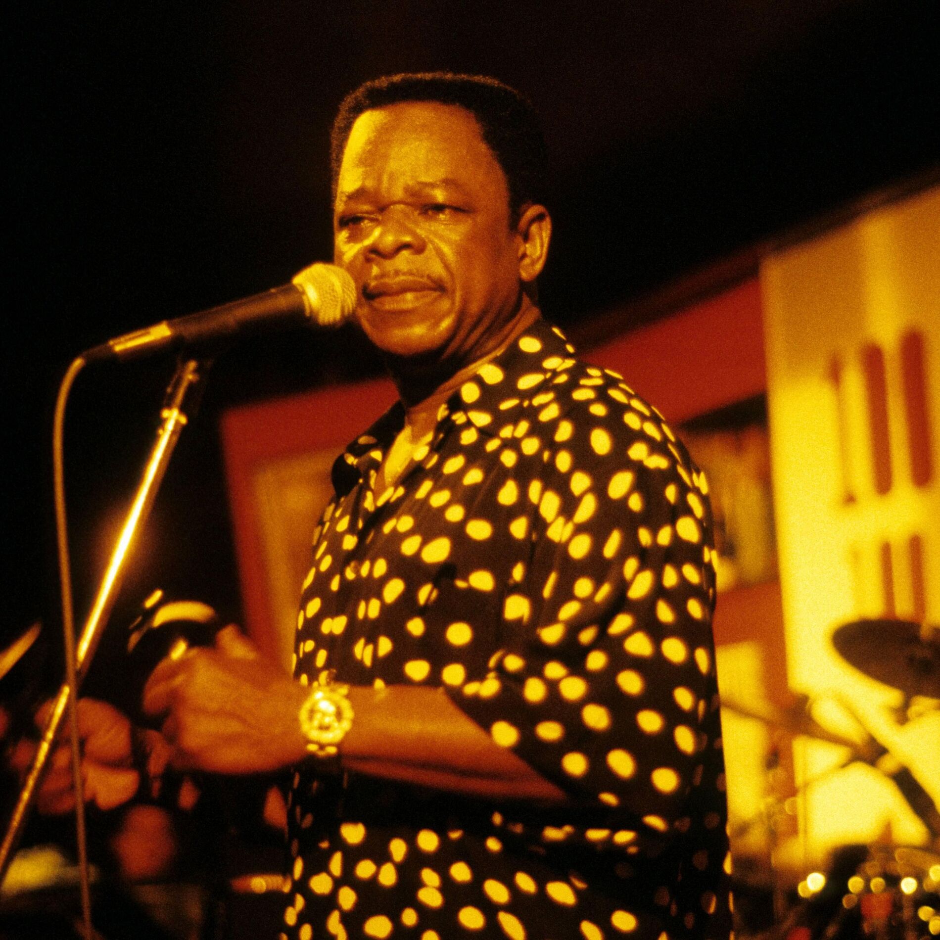 Sam Mangwana