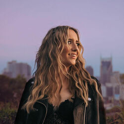 Picture of Kaylee Bell
