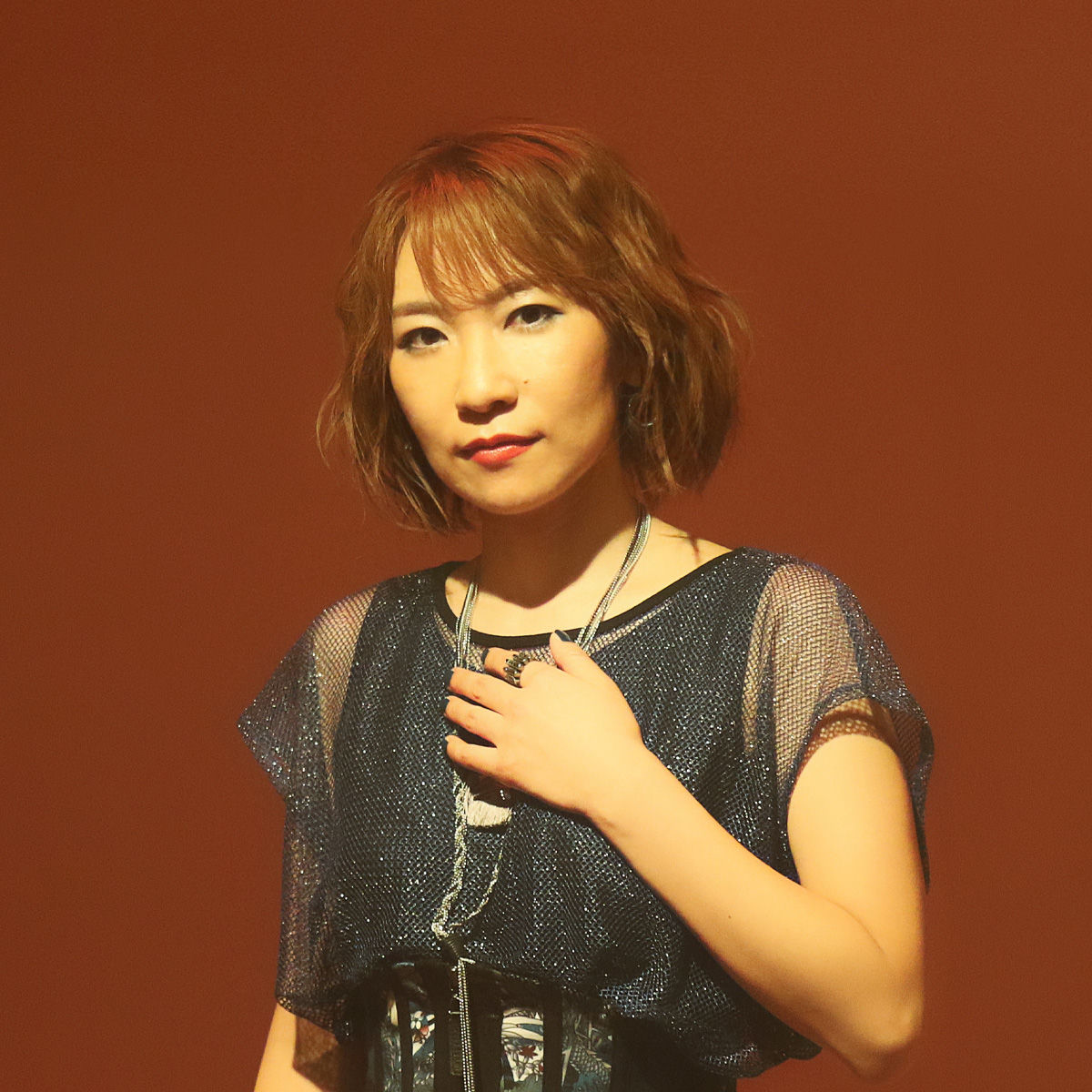 Suara