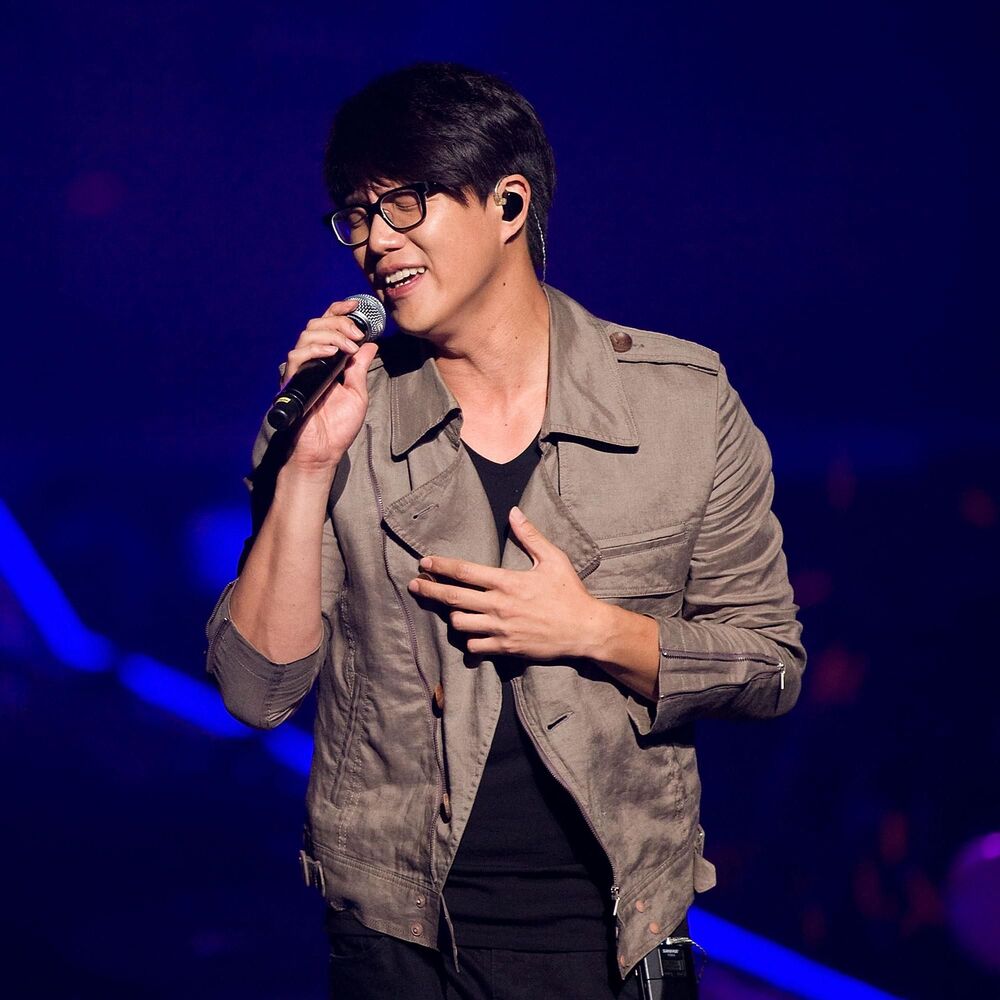 Picture of Sung Si Kyung