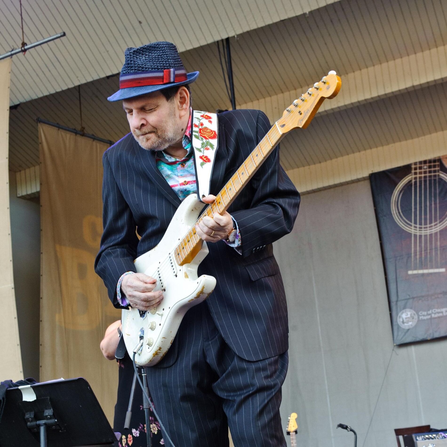 Ronnie Earl and The Broadcasters