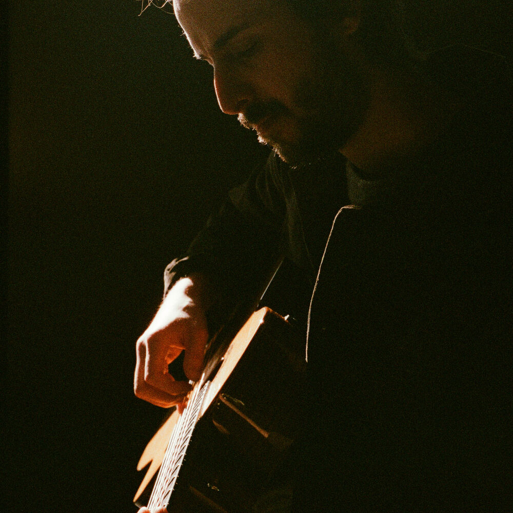 Picture of Bobby Bazini