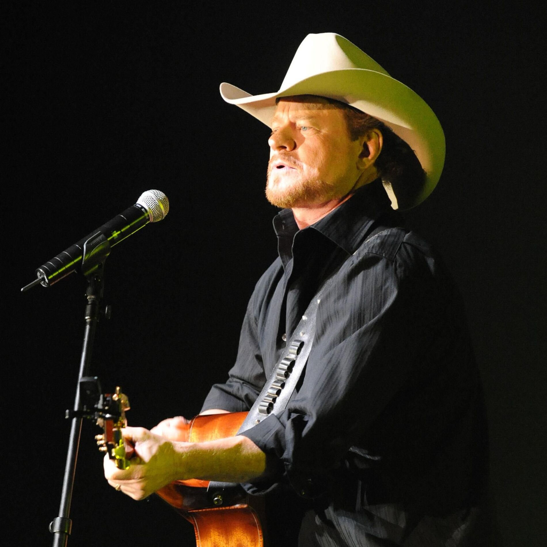 Artist picture of Paul Overstreet