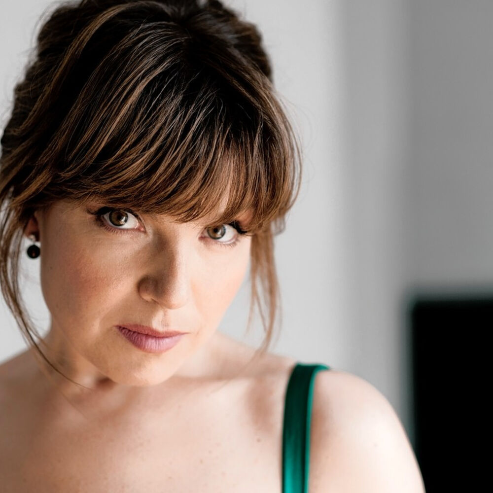 Picture of Claire Booth