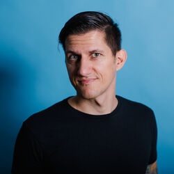 Picture of Sven Tasnadi