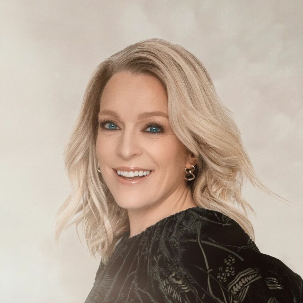 Picture of Annie Villeneuve