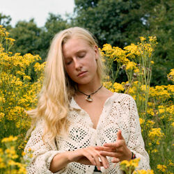 Billie Marten