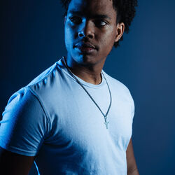 Picture of Ace Aura