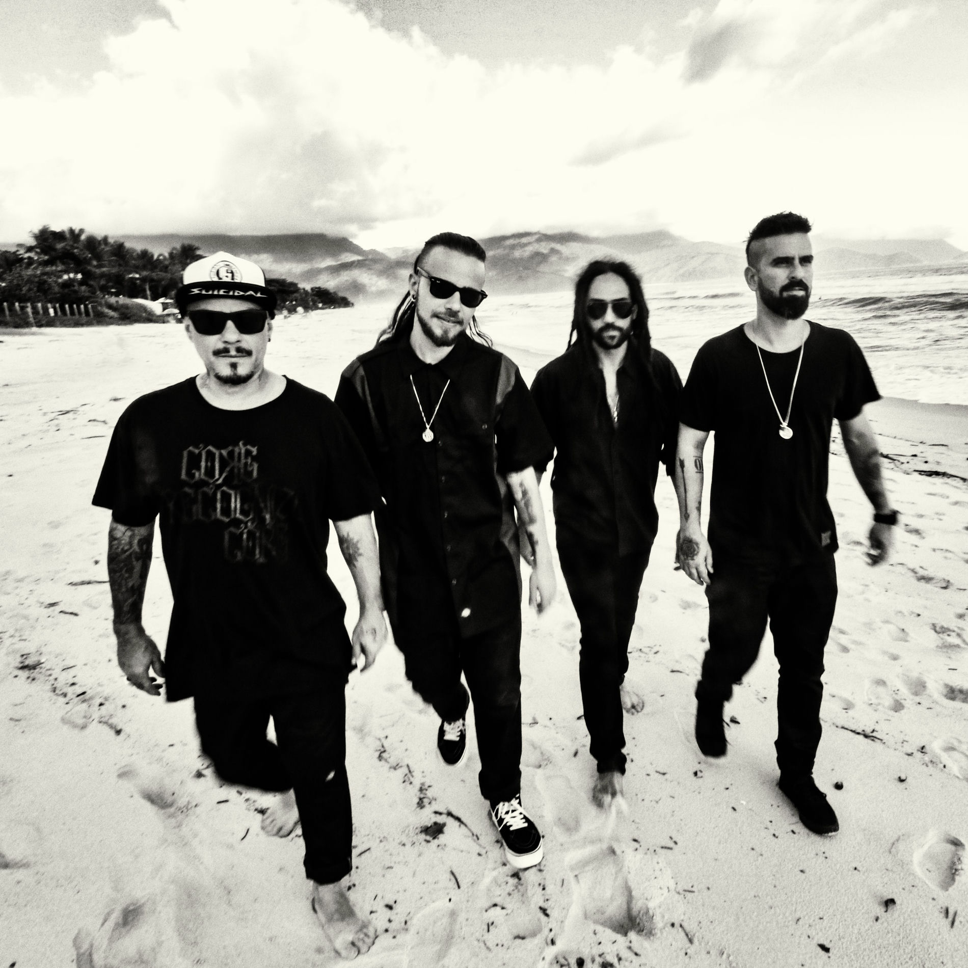 Artist picture of Cali