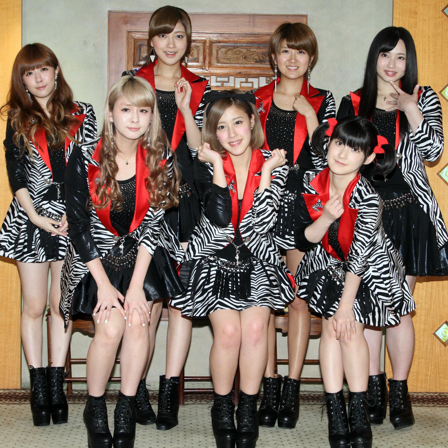 Berryz工房: アルバム、曲、コンサート | Deezer