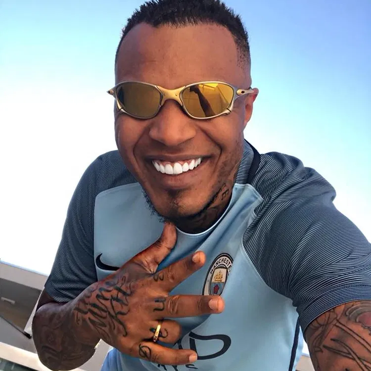 Mc Nego Blue