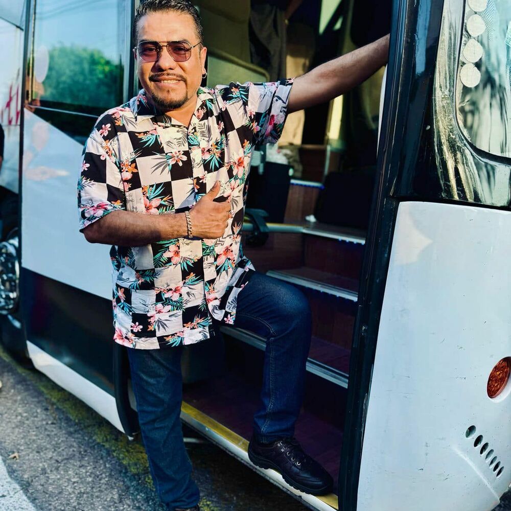 Picture of Paleto La Voz De La Cumbia