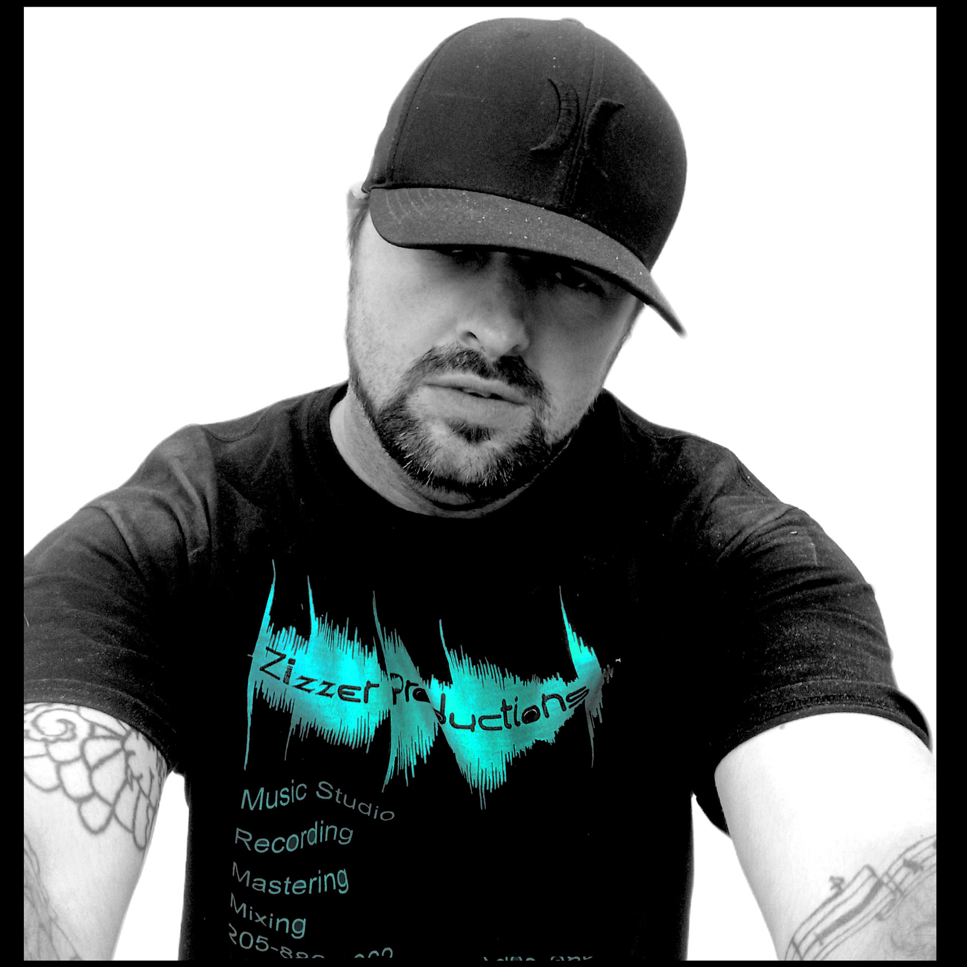 Artist picture of Zizzer
