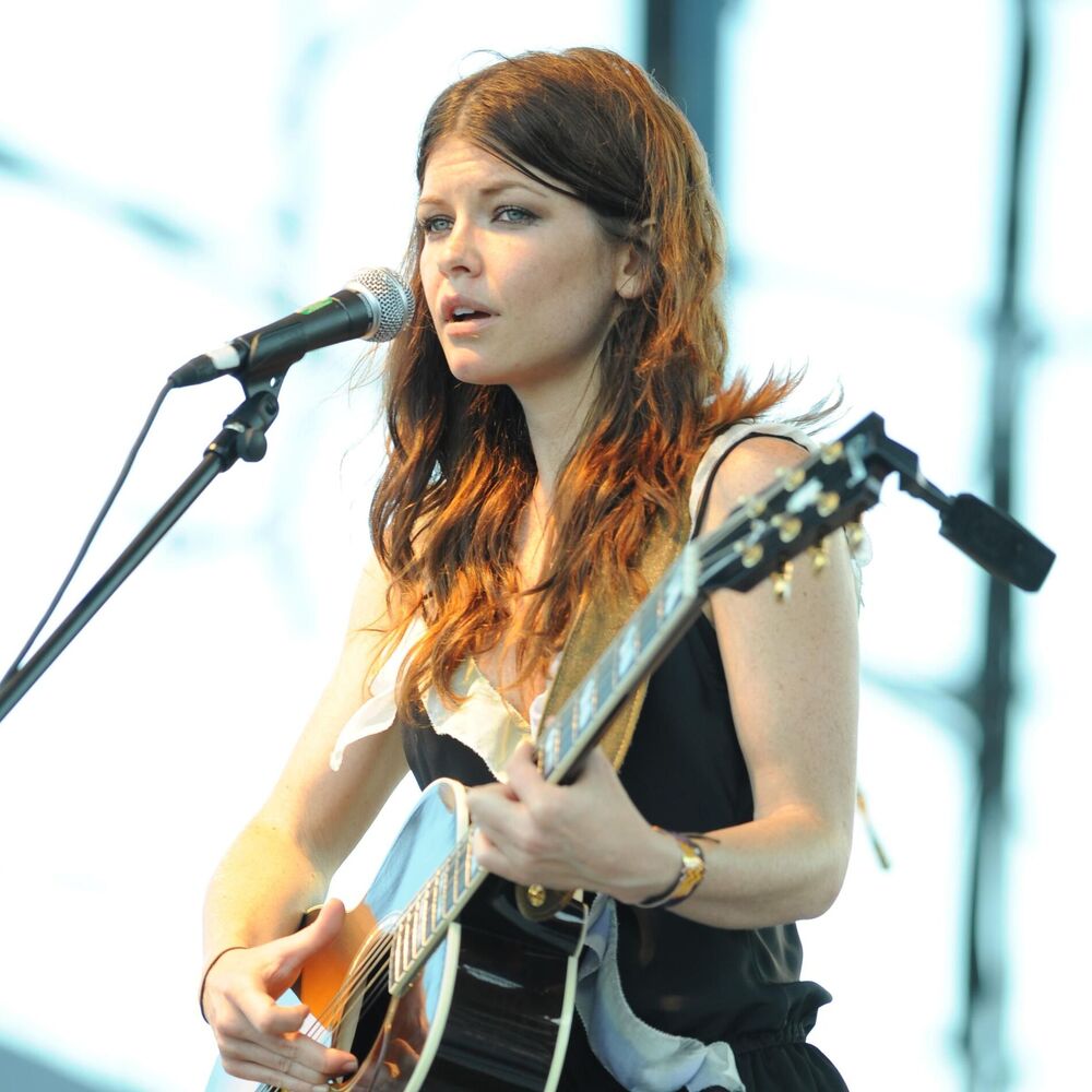 Picture of Erin McCarley
