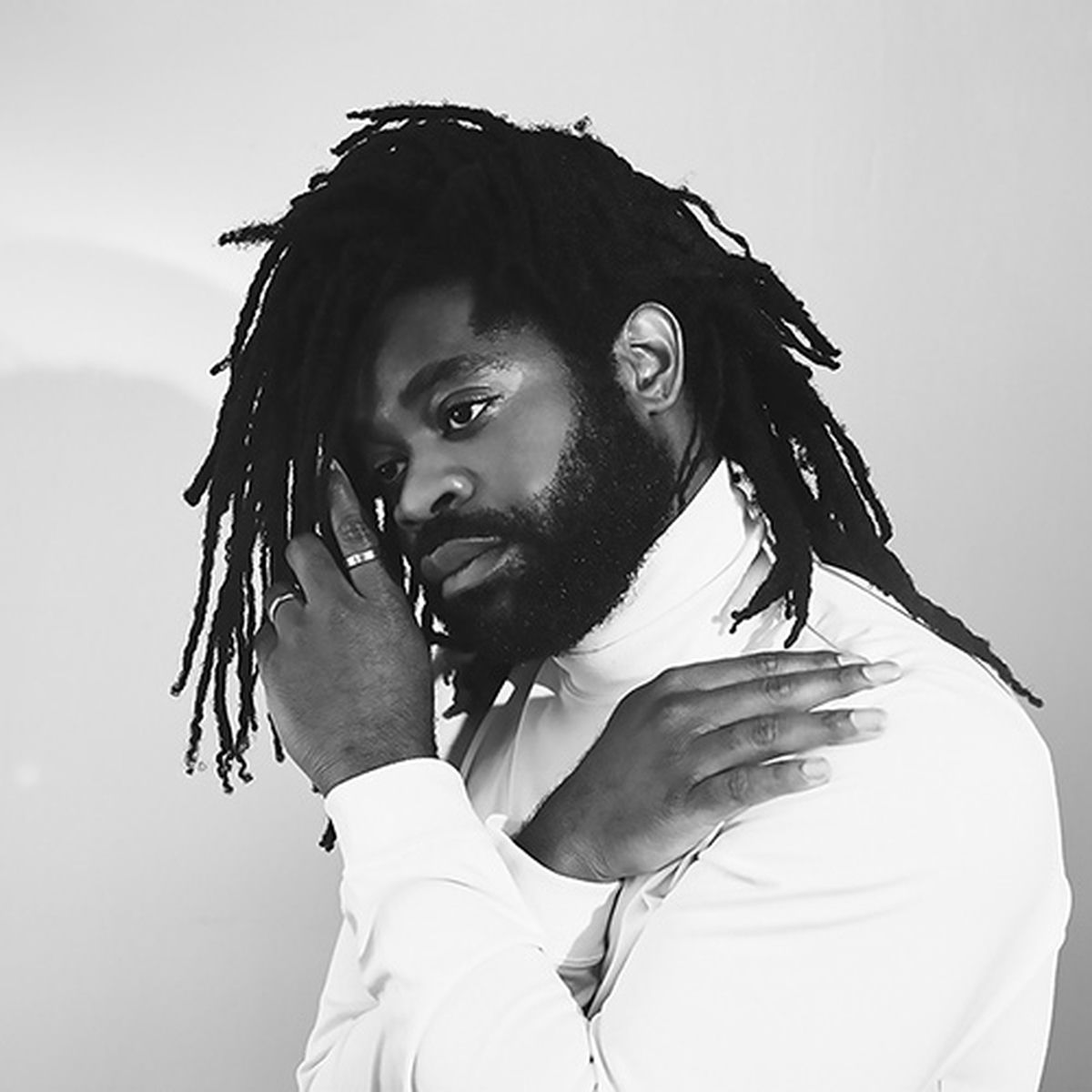 Artist picture of R.LUM.R