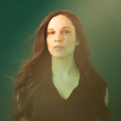 Picture of Simin Tander