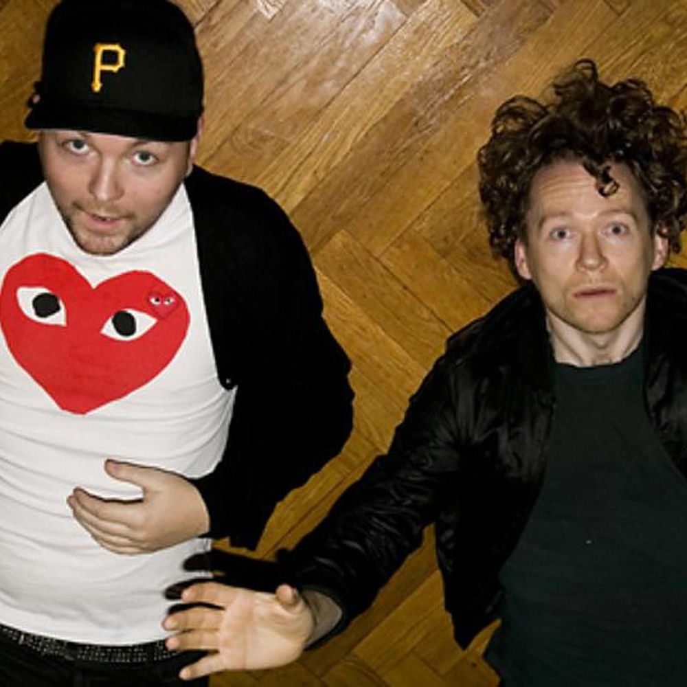 Photo de l'artiste Enur featuring Natasha