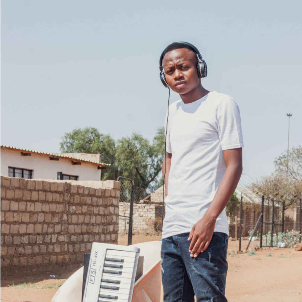Picture of DJ Black Low