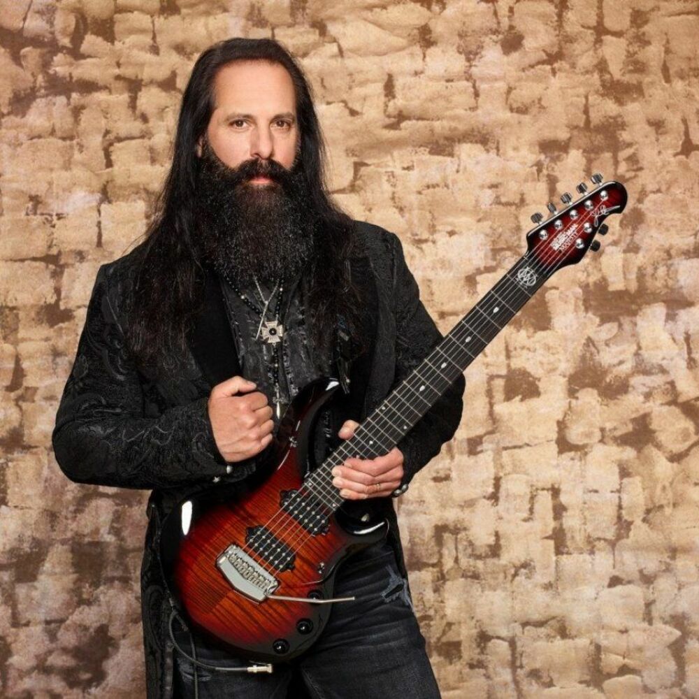 Picture of John Petrucci
