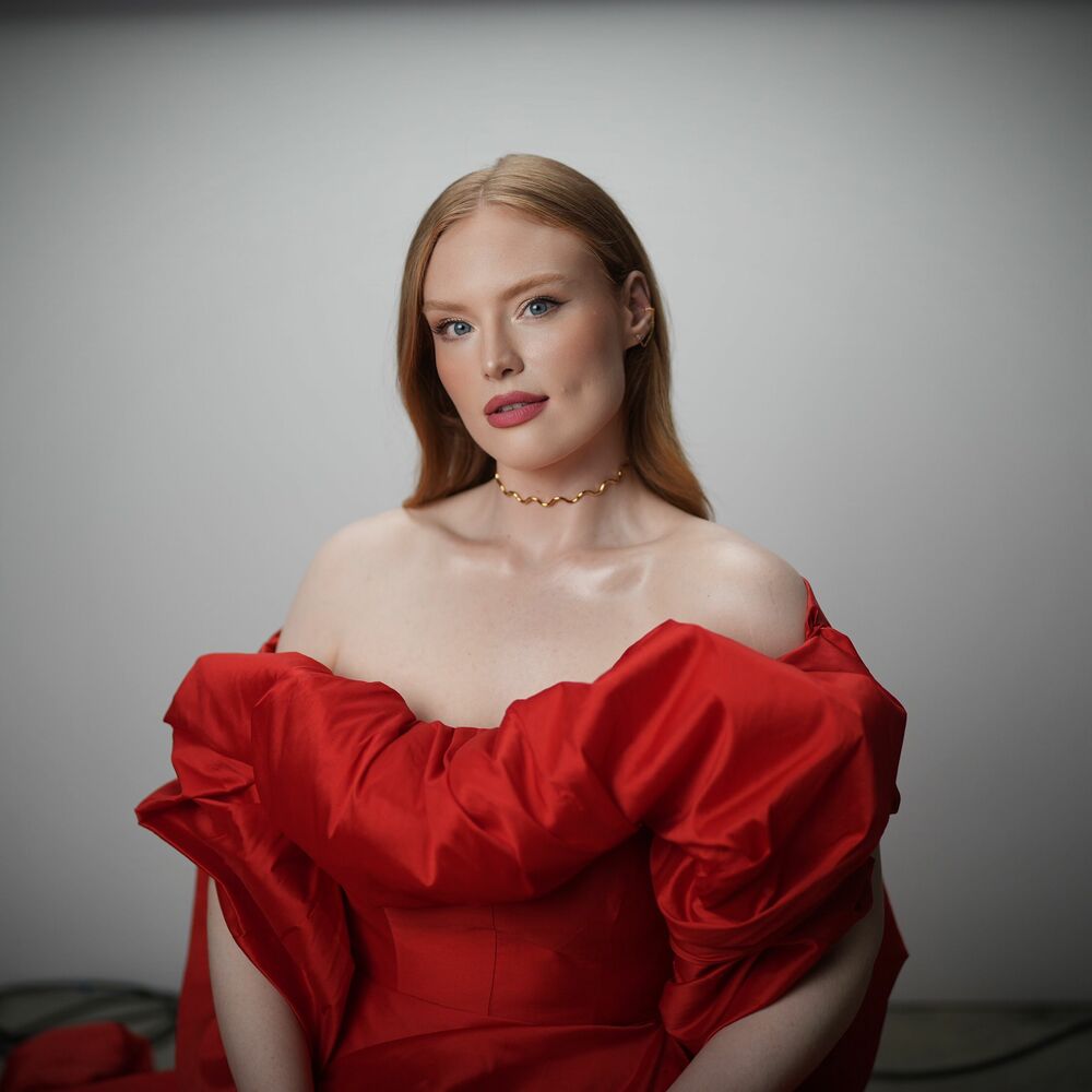 Picture of Freya Ridings
