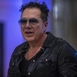 Picture of Joe T Vannelli