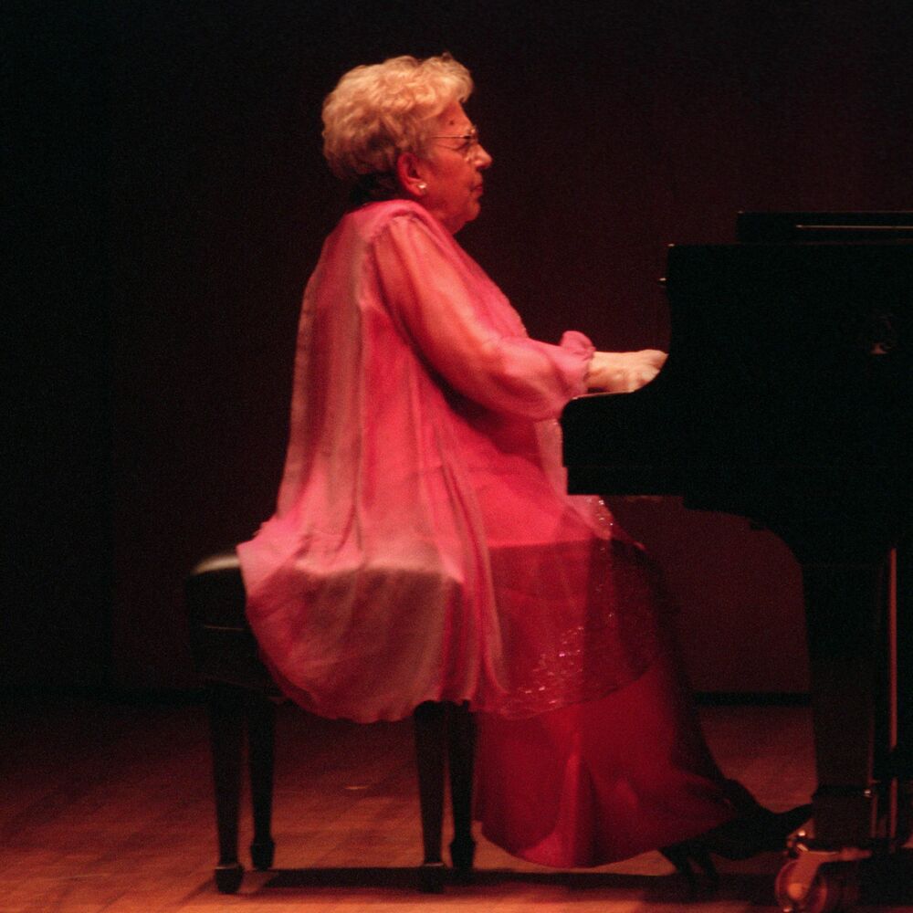 Picture of Alicia de Larrocha