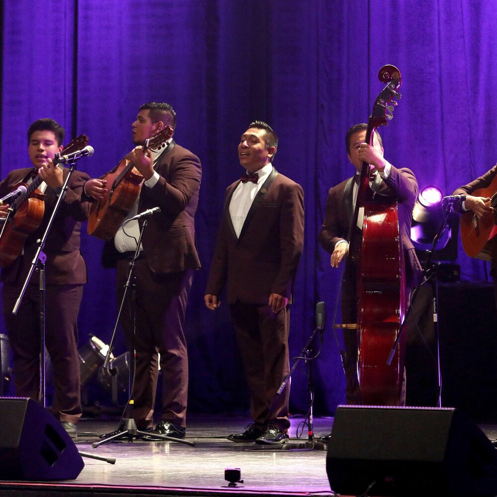 Picture of La Rondalla De Saltillo