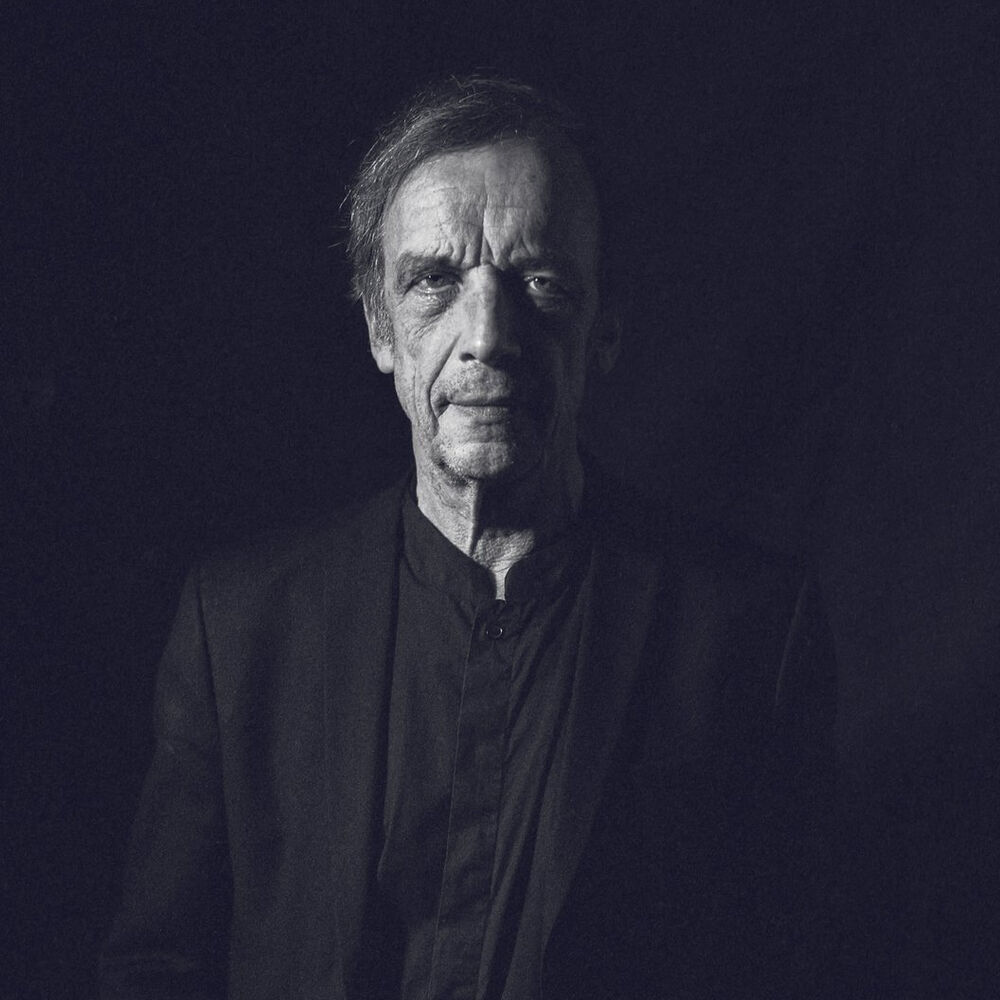 Picture of Lars Ulrik Mortensen