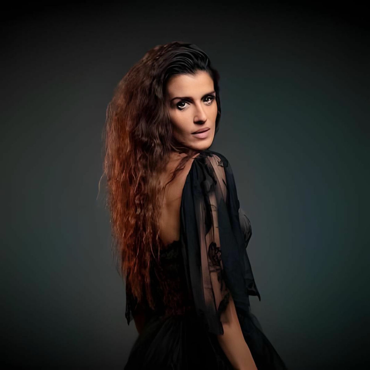 Artist picture of Yaprak Çamlıca