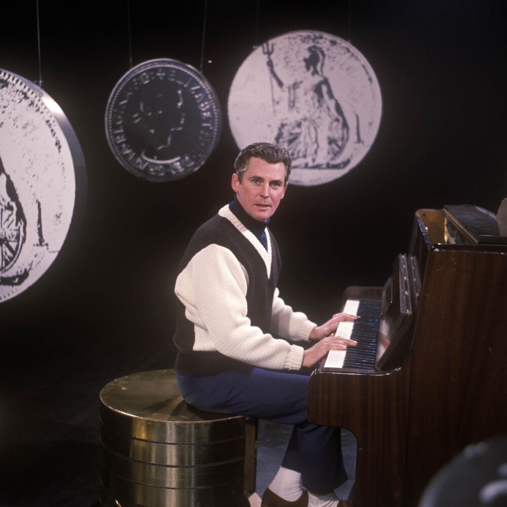 Picture of Russ Conway