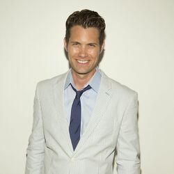 Picture of Drew Seeley