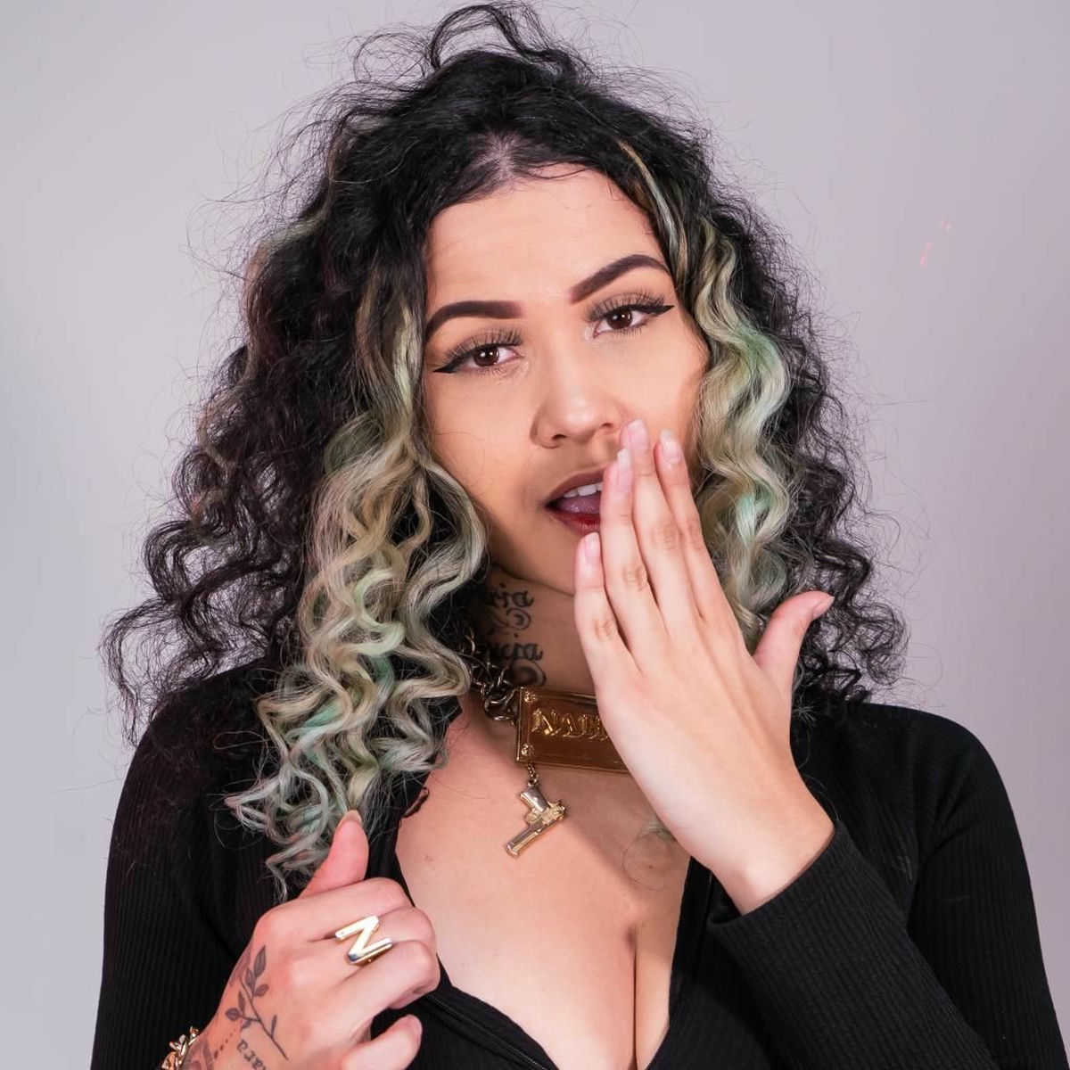 MC NAHARA