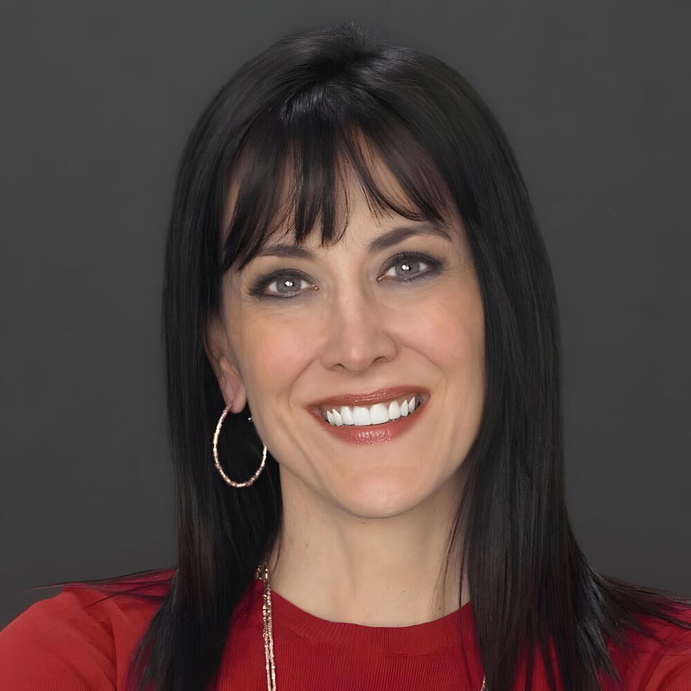 Picture of Stephanie Miller