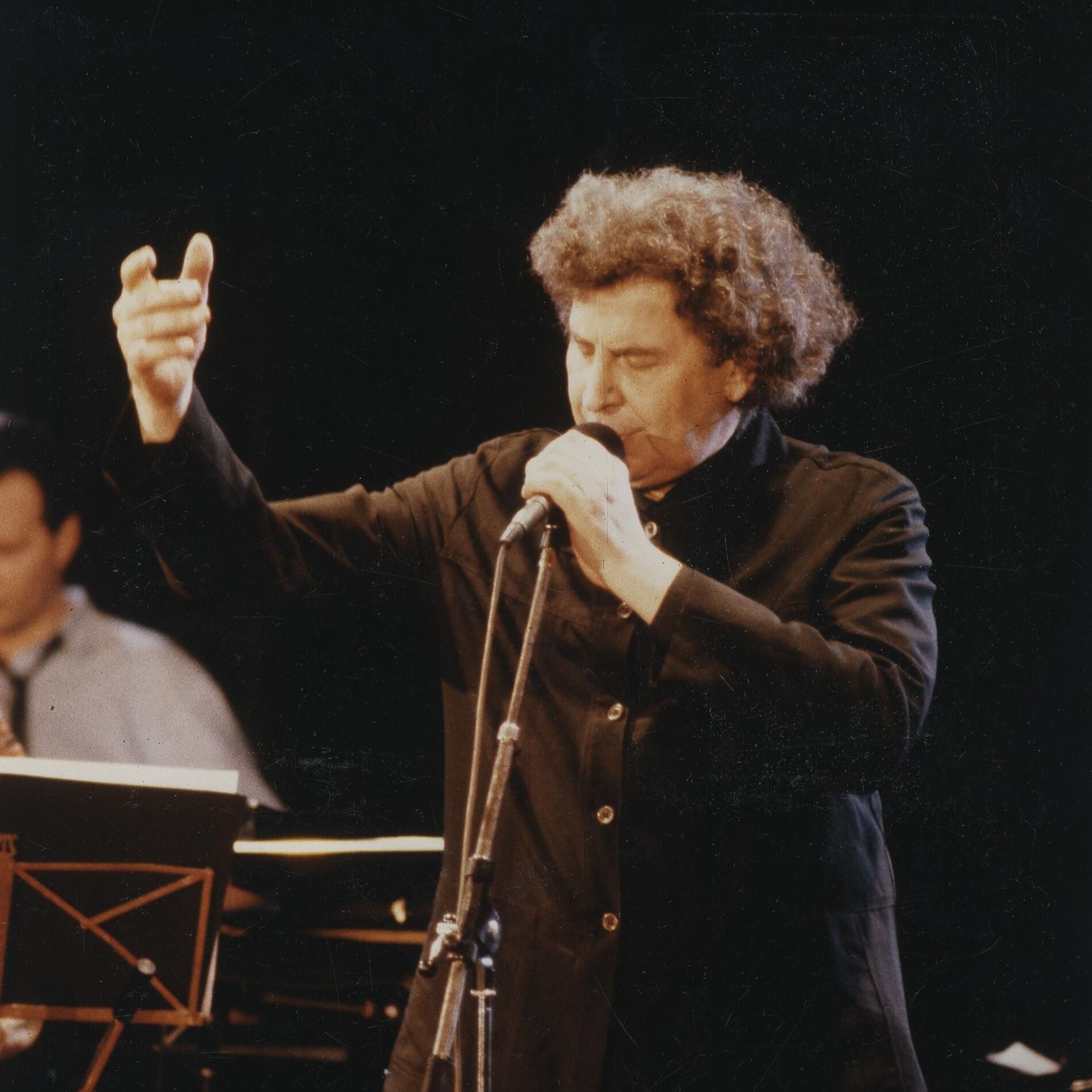Artist picture of Mikis Theodorakis