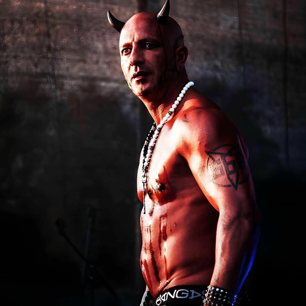 Artist picture of 666