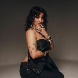 Picture of Emmy Meli