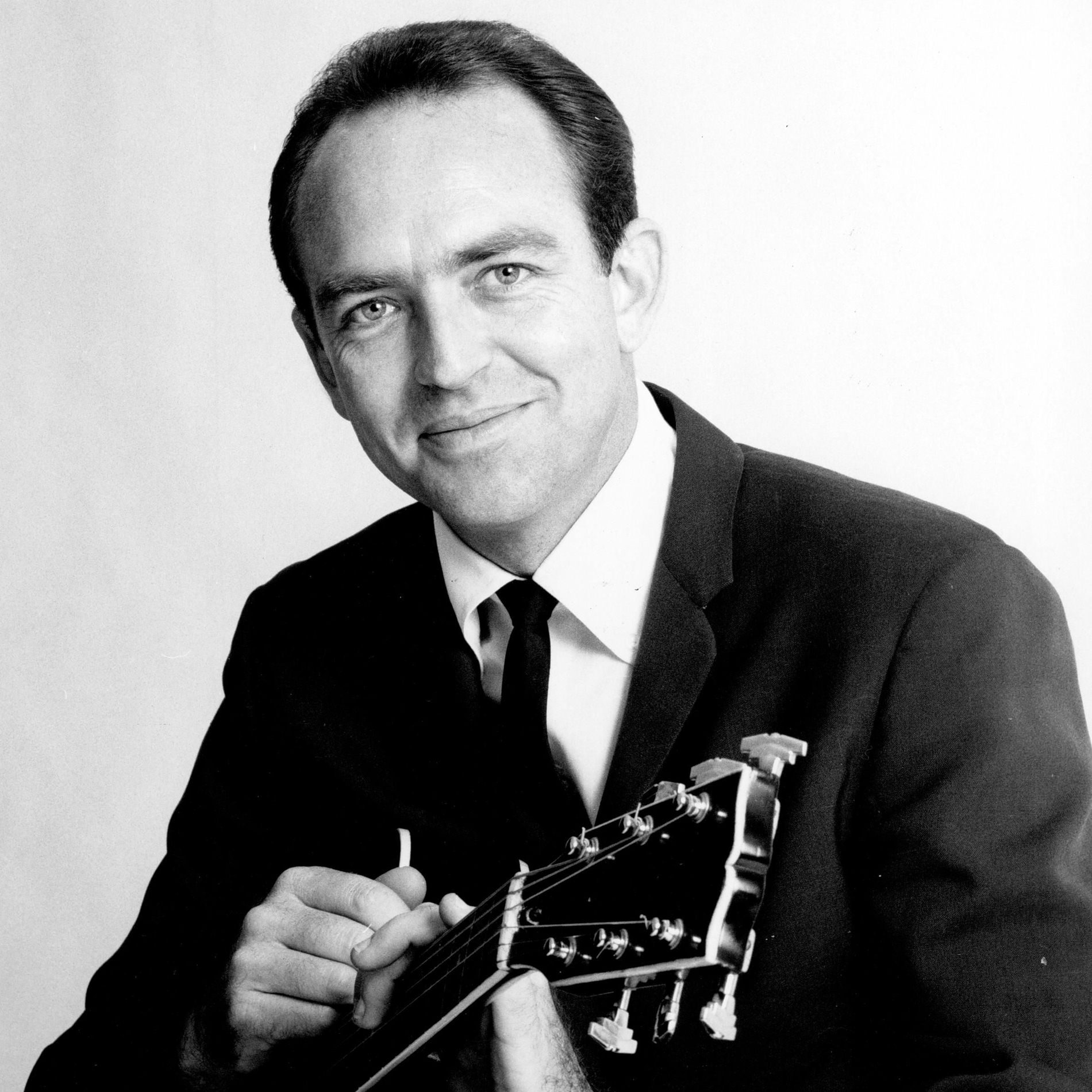 Howard Roberts: albums, songs, concerts | Deezer