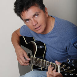Picture of Raul Santi