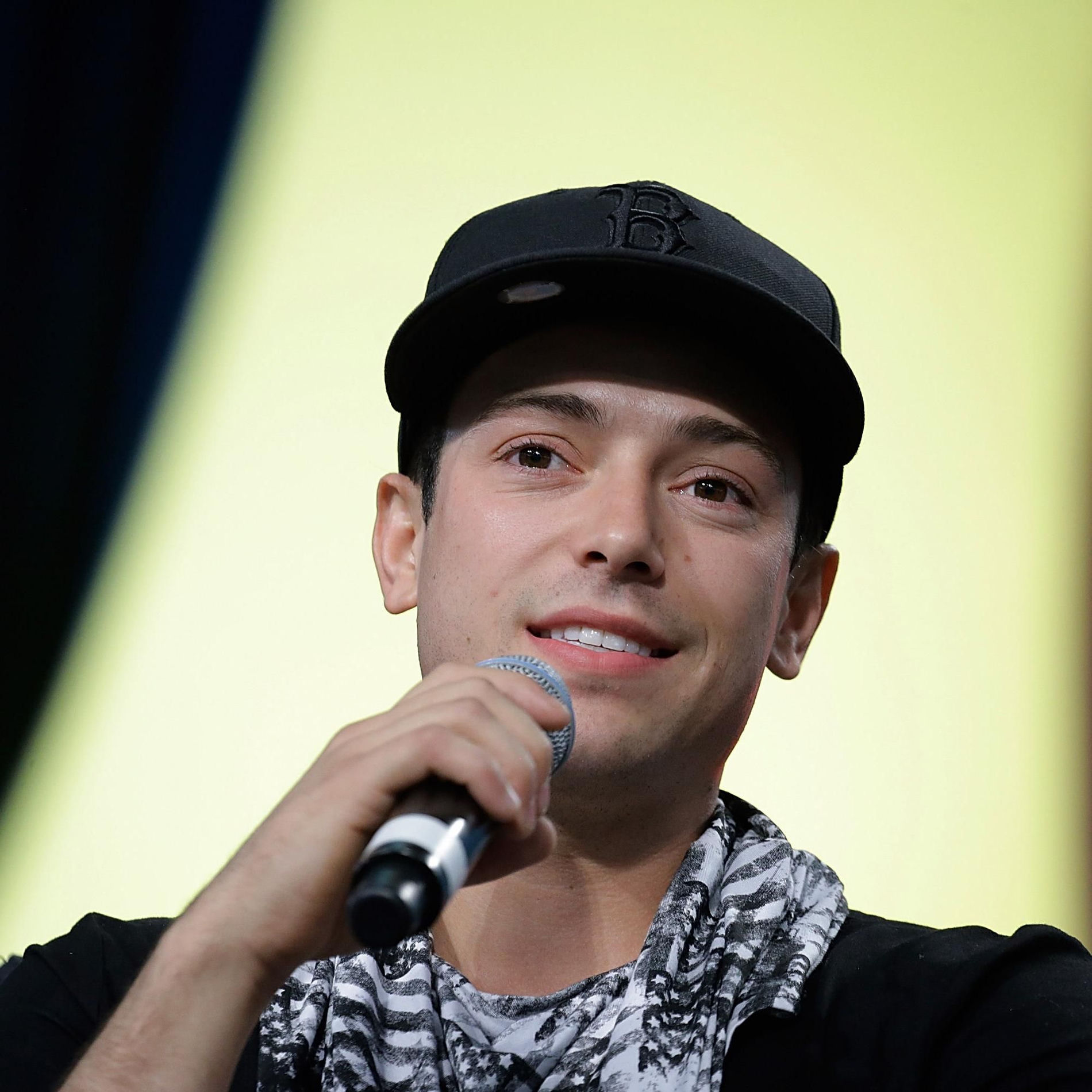 Artist picture of PeeWee