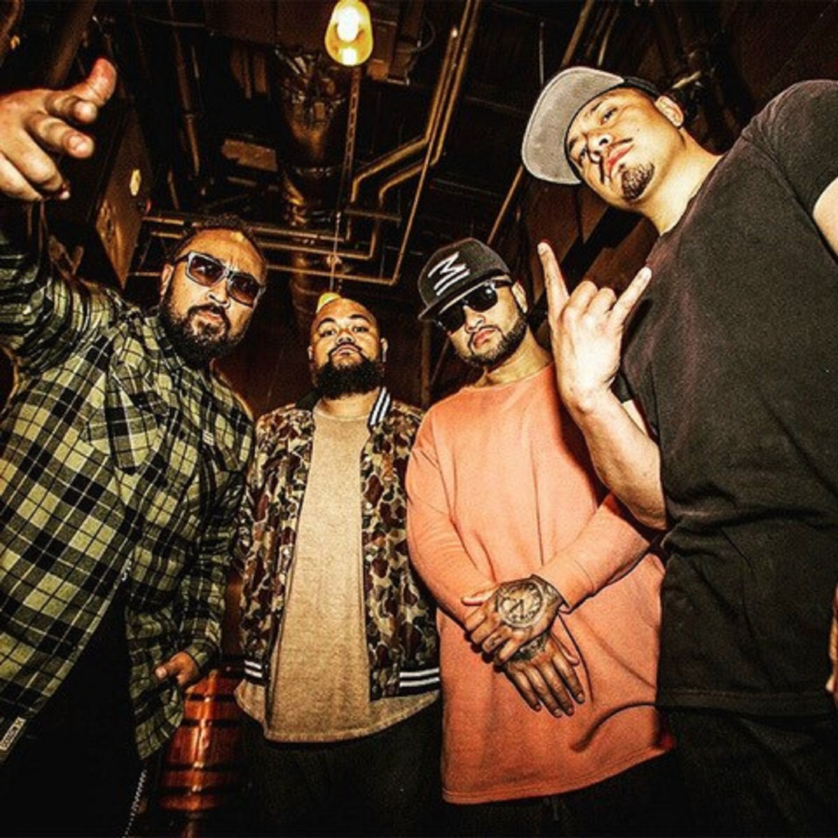 Artist picture of Common Kings