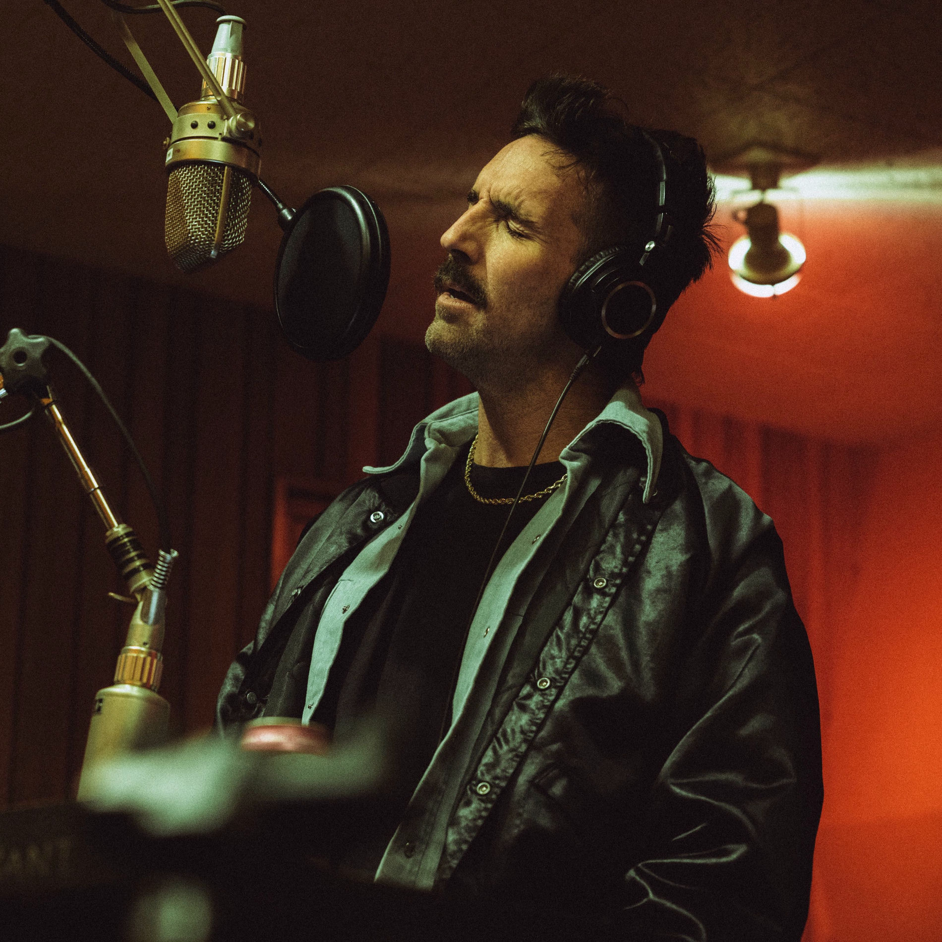 Artist picture of Jake Owen