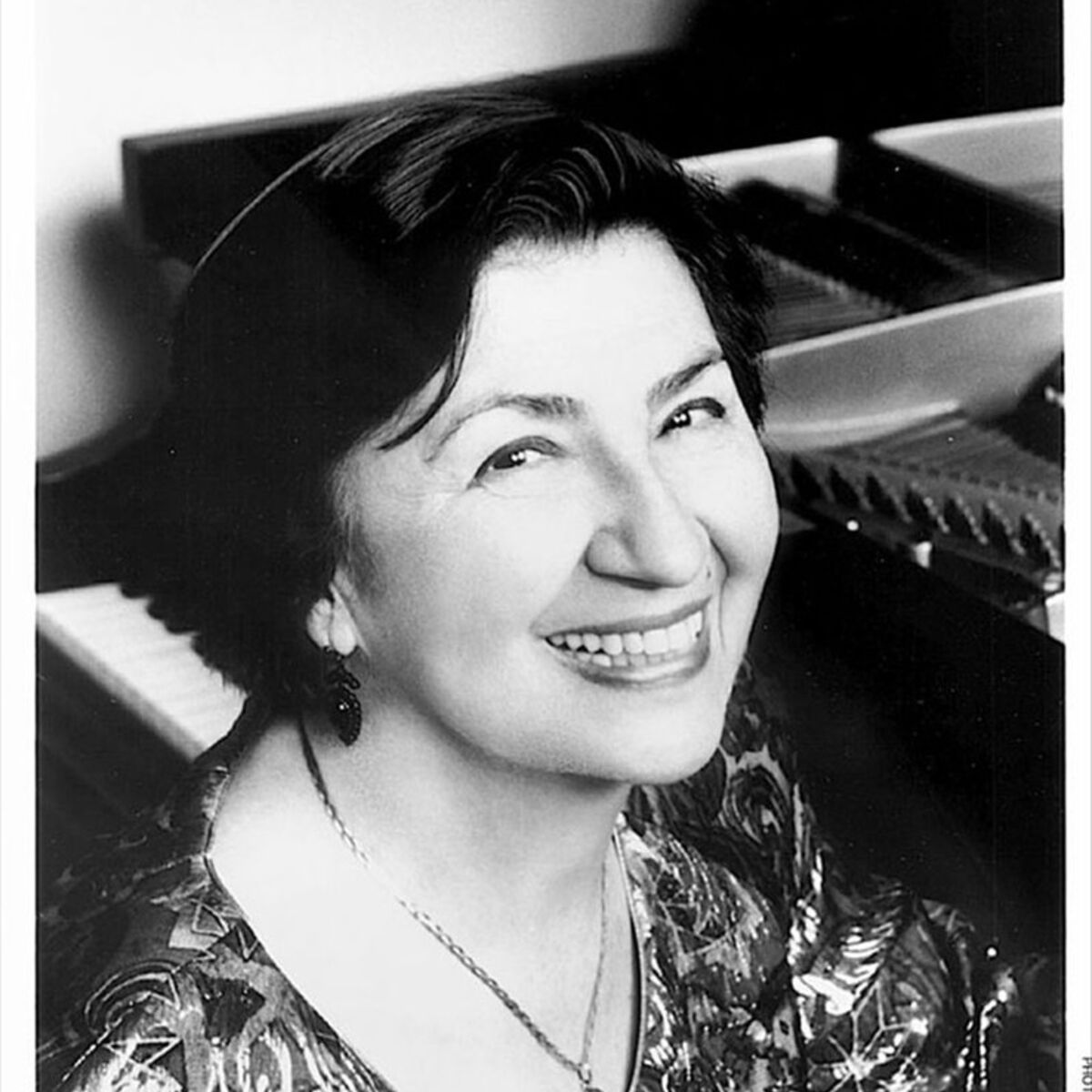 Bella Davidovich