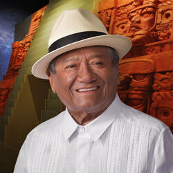 Picture of Armando Manzanero
