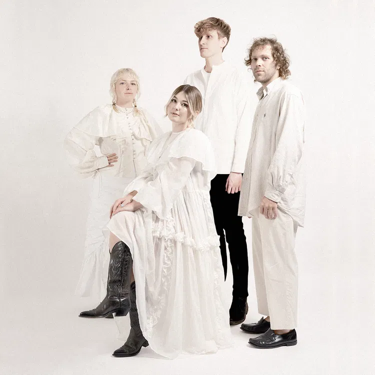 Yumi Zouma