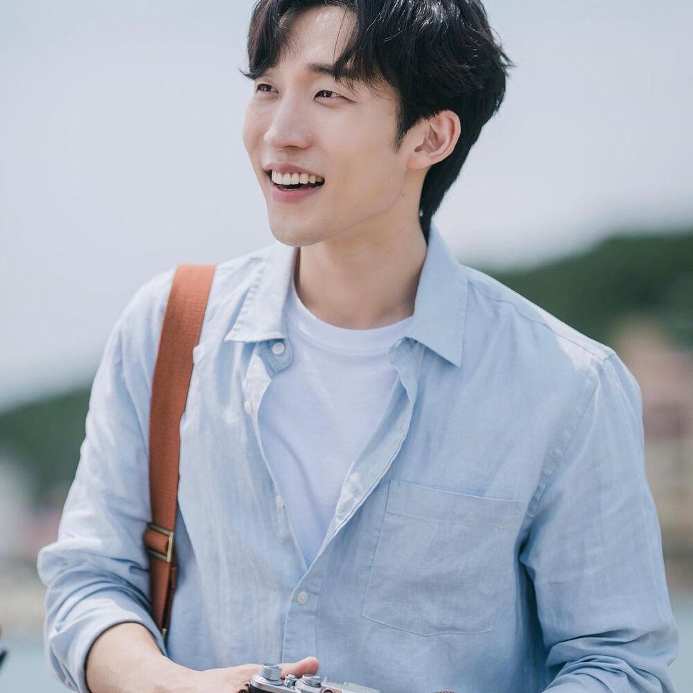 Picture of Lee sang yi