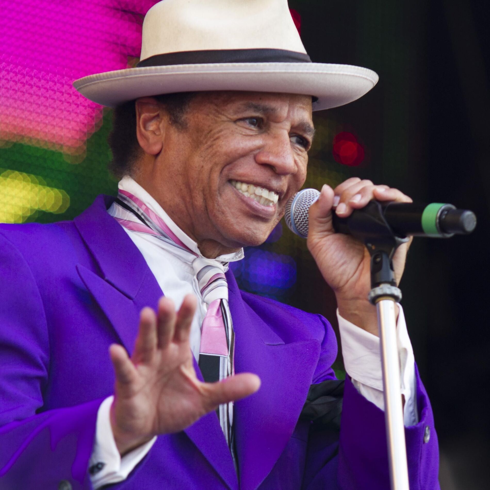 Kid Creole and The Coconuts