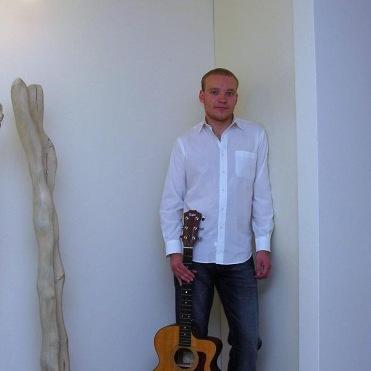 Artist picture of Denny Lloyd
